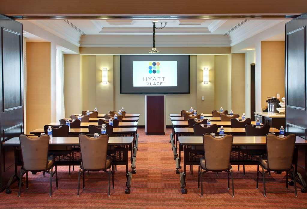 Hyatt Place Denver Cherry Creek Съоръжения снимка